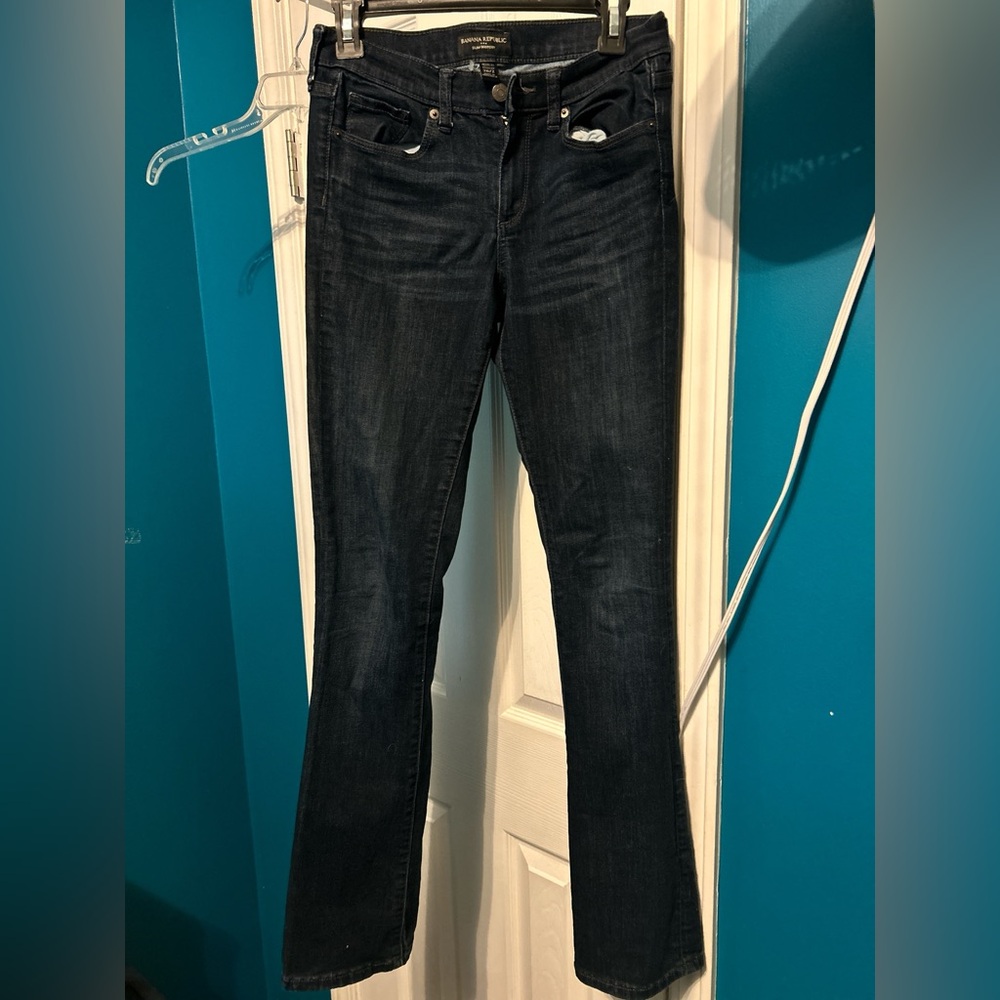 Mid rise dark blue Banana Republic bootcut jeans